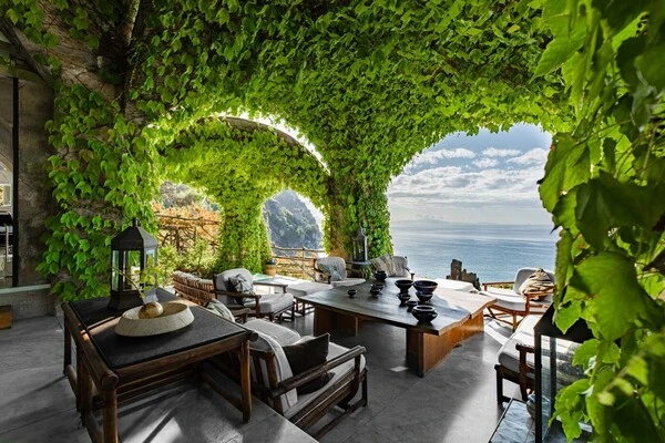 ویلا لوکس استخردار